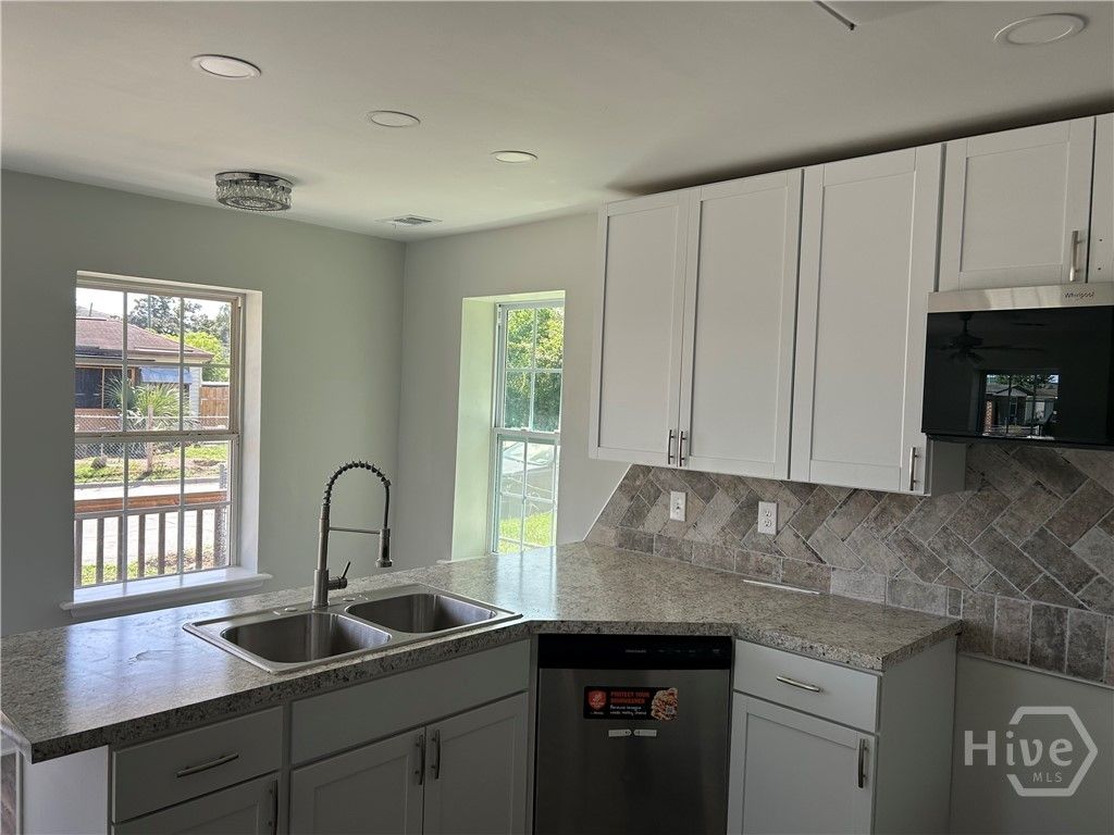 Image 3 of property listing at 105 Millen Street, Savannah, GA 31415