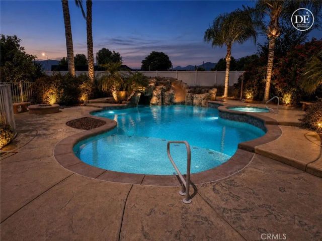 8053 Halbrook, Jurupa Valley, CA 92509