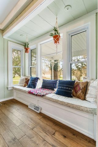 2135 68th Street, Fennville, MI 49408