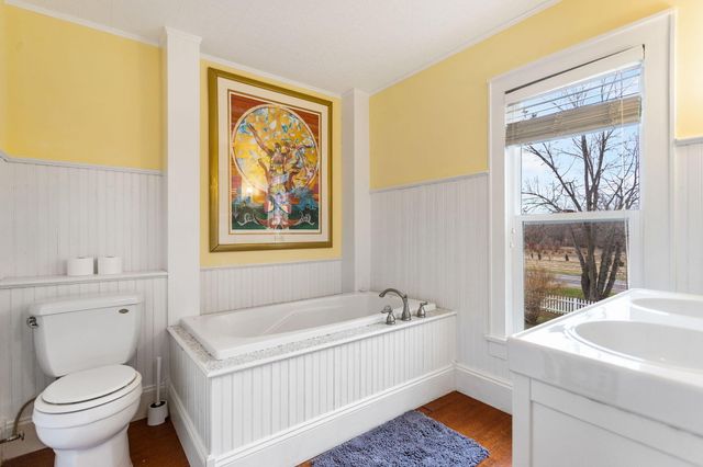 2135 68th Street, Fennville, MI 49408