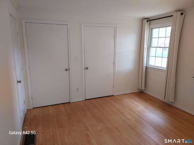 18 Maple Avenue, Essex, CT 06426