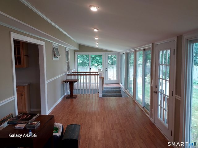 18 Maple Avenue, Essex, CT 06426