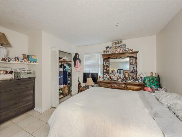 4381 Stoney Creek Court, Loganville, GA 30052