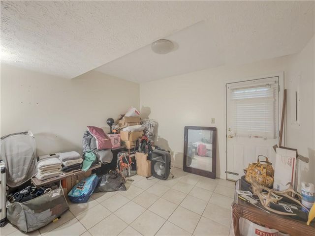 4381 Stoney Creek Court, Loganville, GA 30052