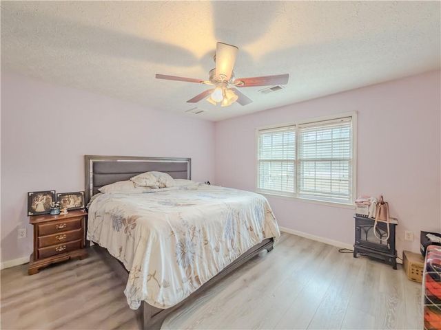 4381 Stoney Creek Court, Loganville, GA 30052