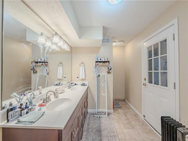 4381 Stoney Creek Court, Loganville, GA 30052