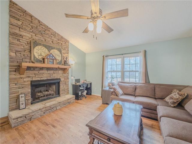 4381 Stoney Creek Court, Loganville, GA 30052