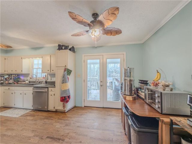 4381 Stoney Creek Court, Loganville, GA 30052