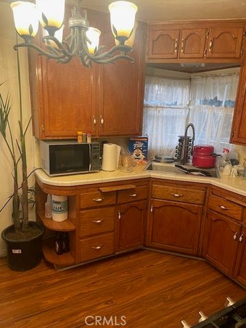 12126 Ainsworth, Los Angeles, CA 90044