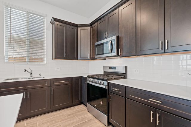 126 Longhorn Run Drive, Montgomery, TX 77356