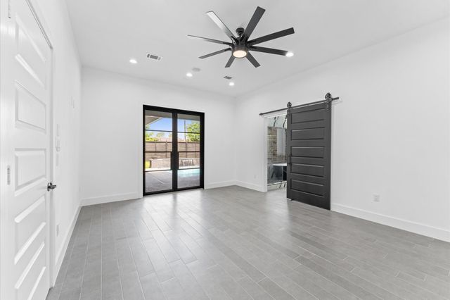 10070 Cedardale Drive, Houston, TX 77055