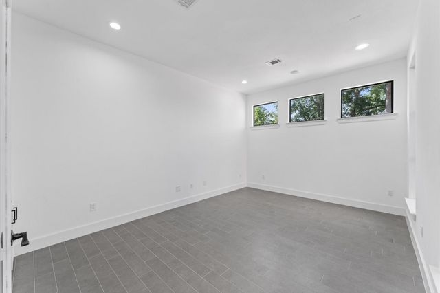 10070 Cedardale Drive, Houston, TX 77055