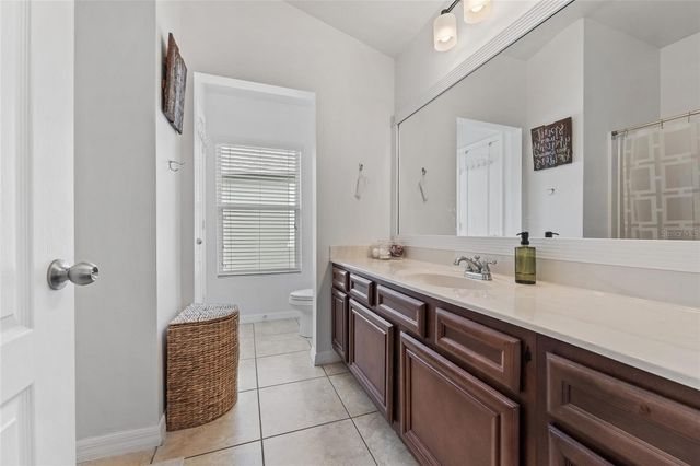 15340 OAK APPLE COURT COURT 16B, Winter Garden, FL 34787