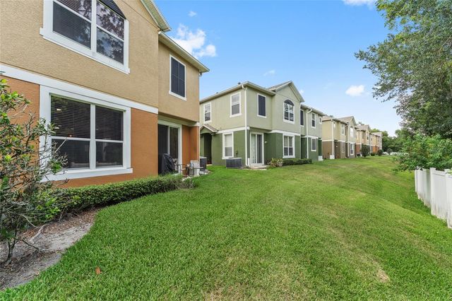15340 OAK APPLE COURT COURT 16B, Winter Garden, FL 34787