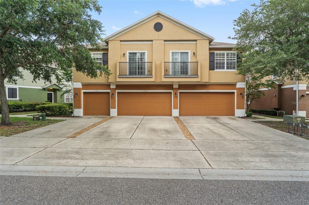 15340 OAK APPLE COURT COURT 16B, Winter Garden, FL 34787