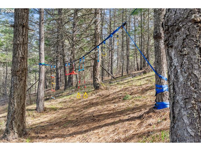 2455 OSBORN CUTOFF Rd, Mosier, OR 97040