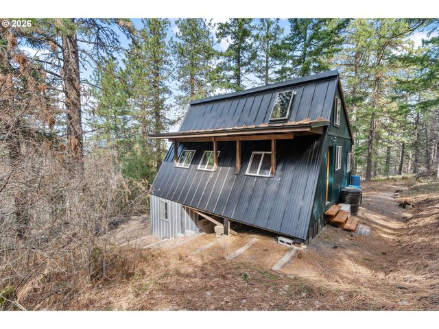 2455 OSBORN CUTOFF Rd, Mosier, OR 97040