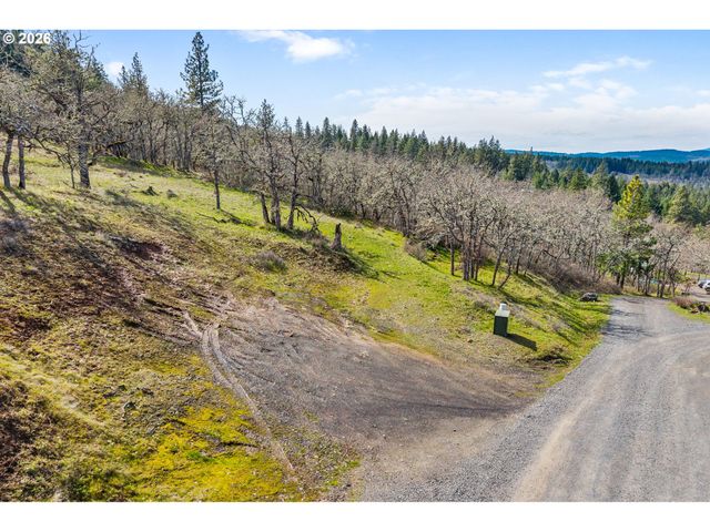 2455 OSBORN CUTOFF Rd, Mosier, OR 97040