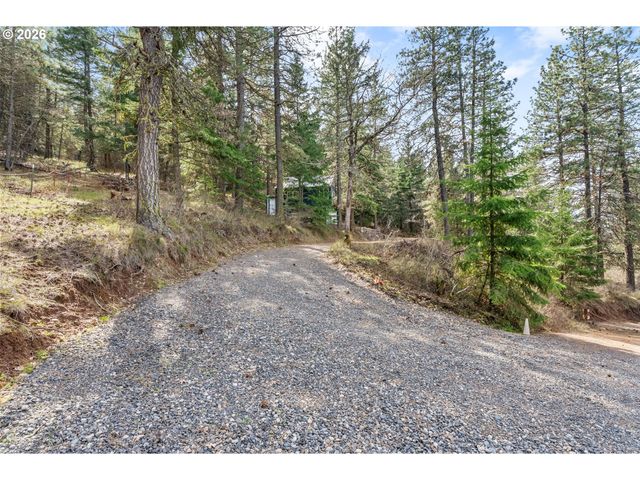 2455 OSBORN CUTOFF Rd, Mosier, OR 97040