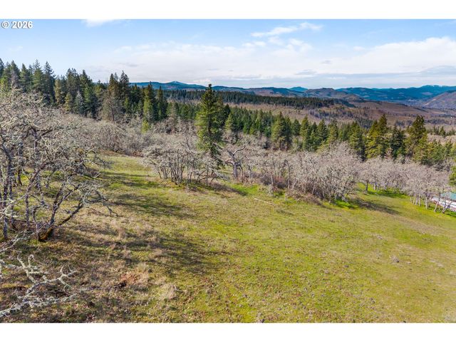 2455 OSBORN CUTOFF Rd, Mosier, OR 97040
