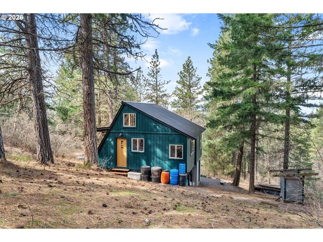 2455 OSBORN CUTOFF Rd, Mosier, OR 97040