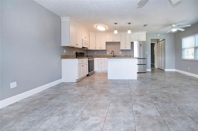 301 ANDOVER PLACE S 170, Sun City Center, FL 33573