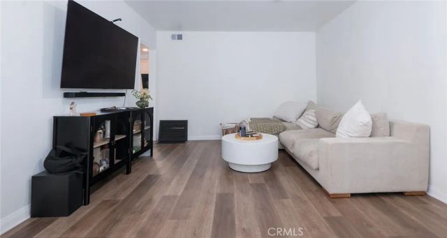 8812 Ramsgate Avenue, Los Angeles, CA 90045