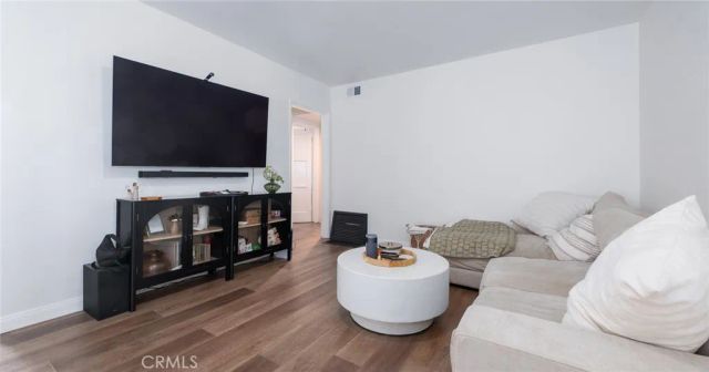 8812 Ramsgate Avenue, Los Angeles, CA 90045