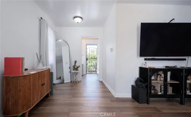 8812 Ramsgate Avenue, Los Angeles, CA 90045