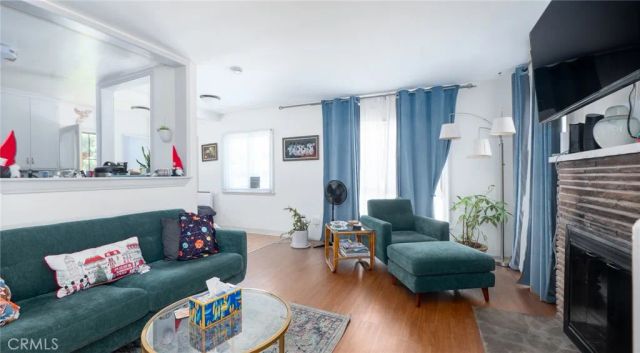 8812 Ramsgate Avenue, Los Angeles, CA 90045