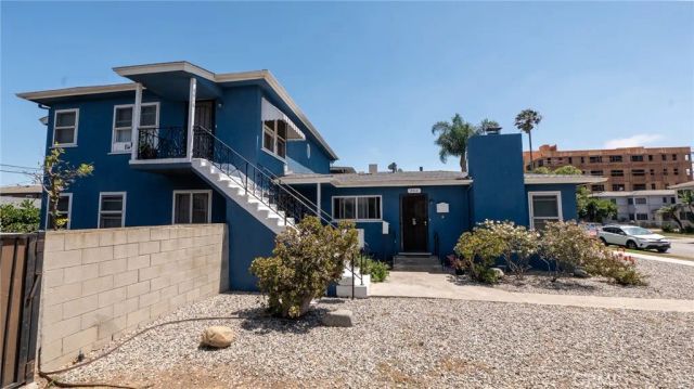 8812 Ramsgate Avenue, Los Angeles, CA 90045
