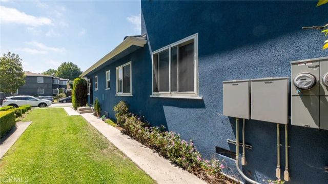 8812 Ramsgate Avenue, Los Angeles, CA 90045
