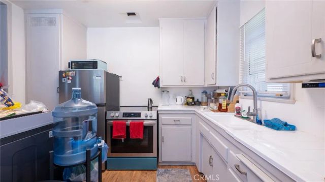 8812 Ramsgate Avenue, Los Angeles, CA 90045