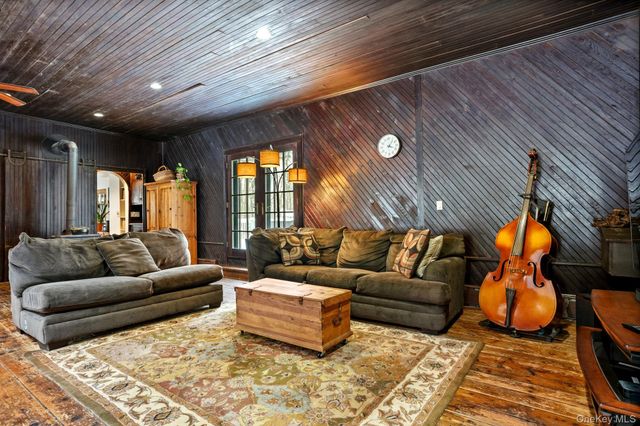 1780 Strawberry Road, Mohegan Lake, NY 10547