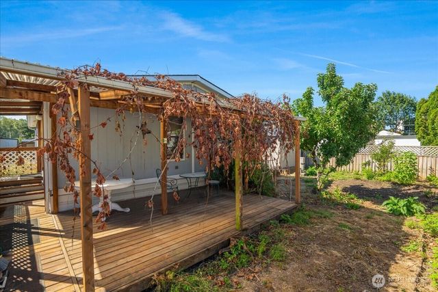 300 SW 7th Avenue #302, Battle Ground, WA 98604