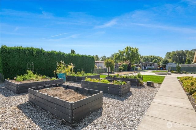 300 SW 7th Avenue #302, Battle Ground, WA 98604