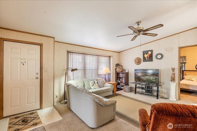 300 SW 7th Avenue #302, Battle Ground, WA 98604