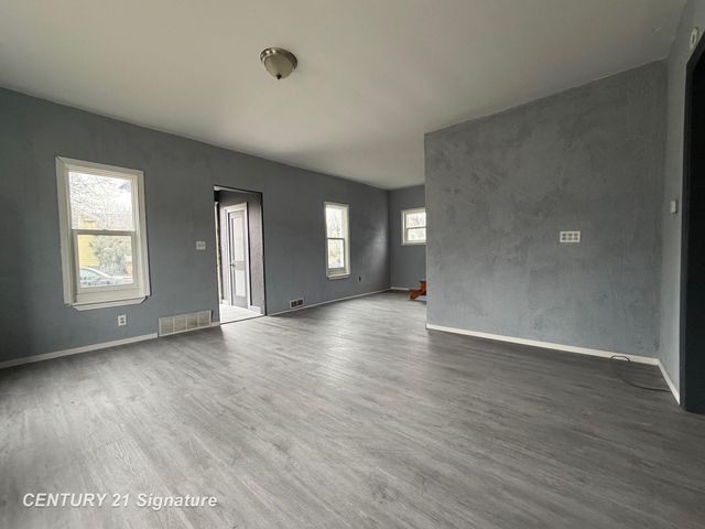 927 N Porter Street, Saginaw, MI 48602