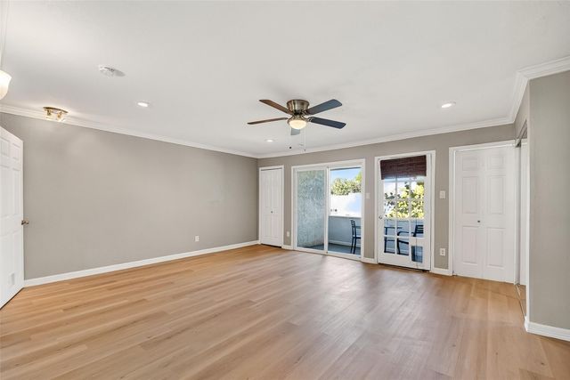 781 Country Place Drive 2054, Houston, TX 77079