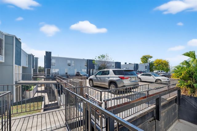 781 Country Place Drive 2054, Houston, TX 77079