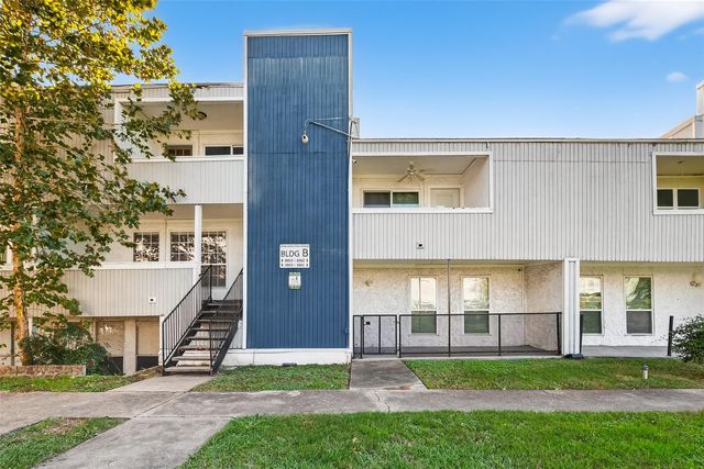 781 Country Place Drive 2054, Houston, TX 77079