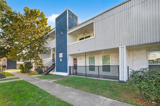 781 Country Place Drive 2054, Houston, TX 77079