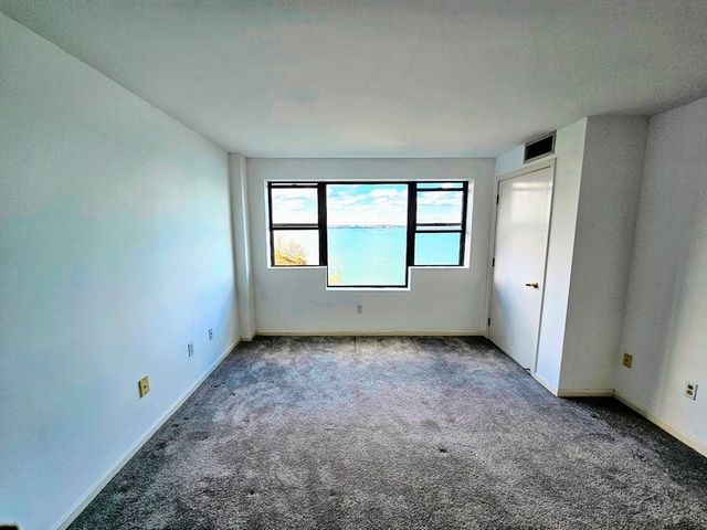 3 Seal Harbor Rd 634, Winthrop, MA 02152