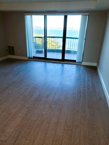 3 Seal Harbor Rd 634, Winthrop, MA 02152