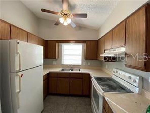 12 E 17TH STREET, St Cloud, FL 34769