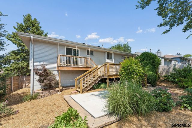 13633 Hascall Street, Omaha, NE 68144