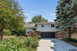 13633 Hascall Street, Omaha, NE 68144