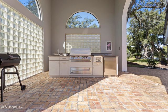 308 Italian Isle Road, Gautier, MS 39553