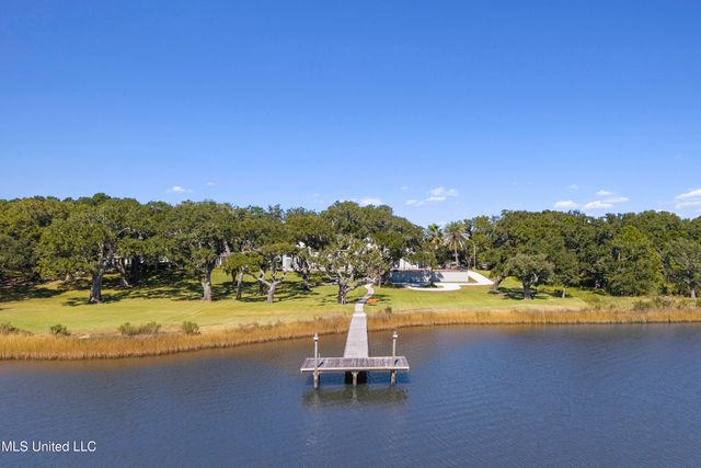 308 Italian Isle Road, Gautier, MS 39553