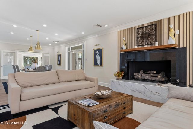 308 Italian Isle Road, Gautier, MS 39553